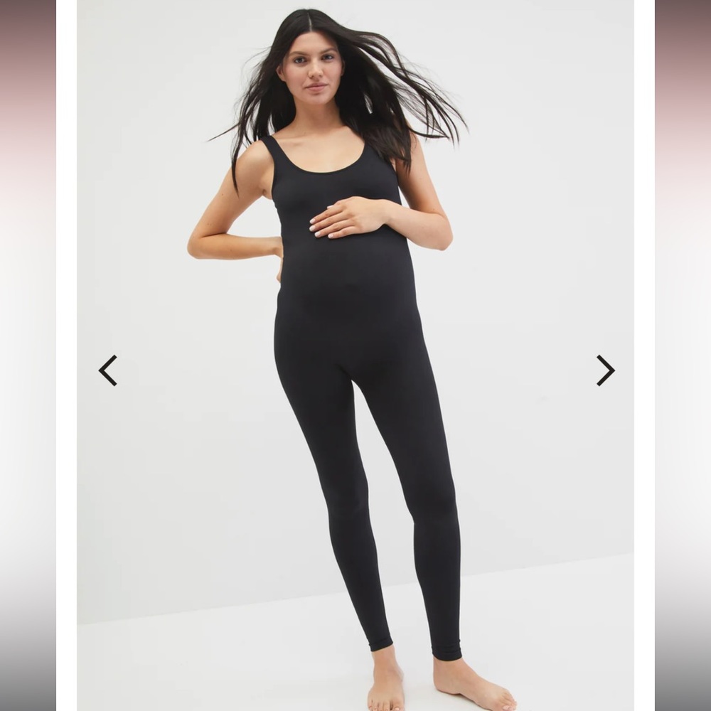 Seamless maternity bodysuit